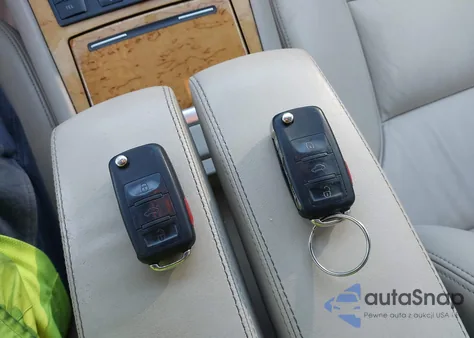 2009 Audi A8 4.2 from USA, damaged, VIN WAULV94E79N002494